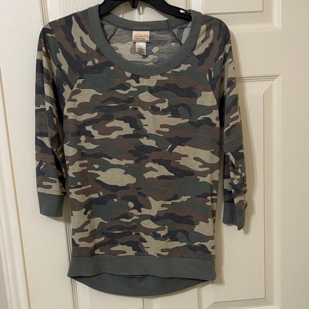 "Self Esteem" Brand Camouflage Print washed out distressed style 3/4 Sleeve Top
